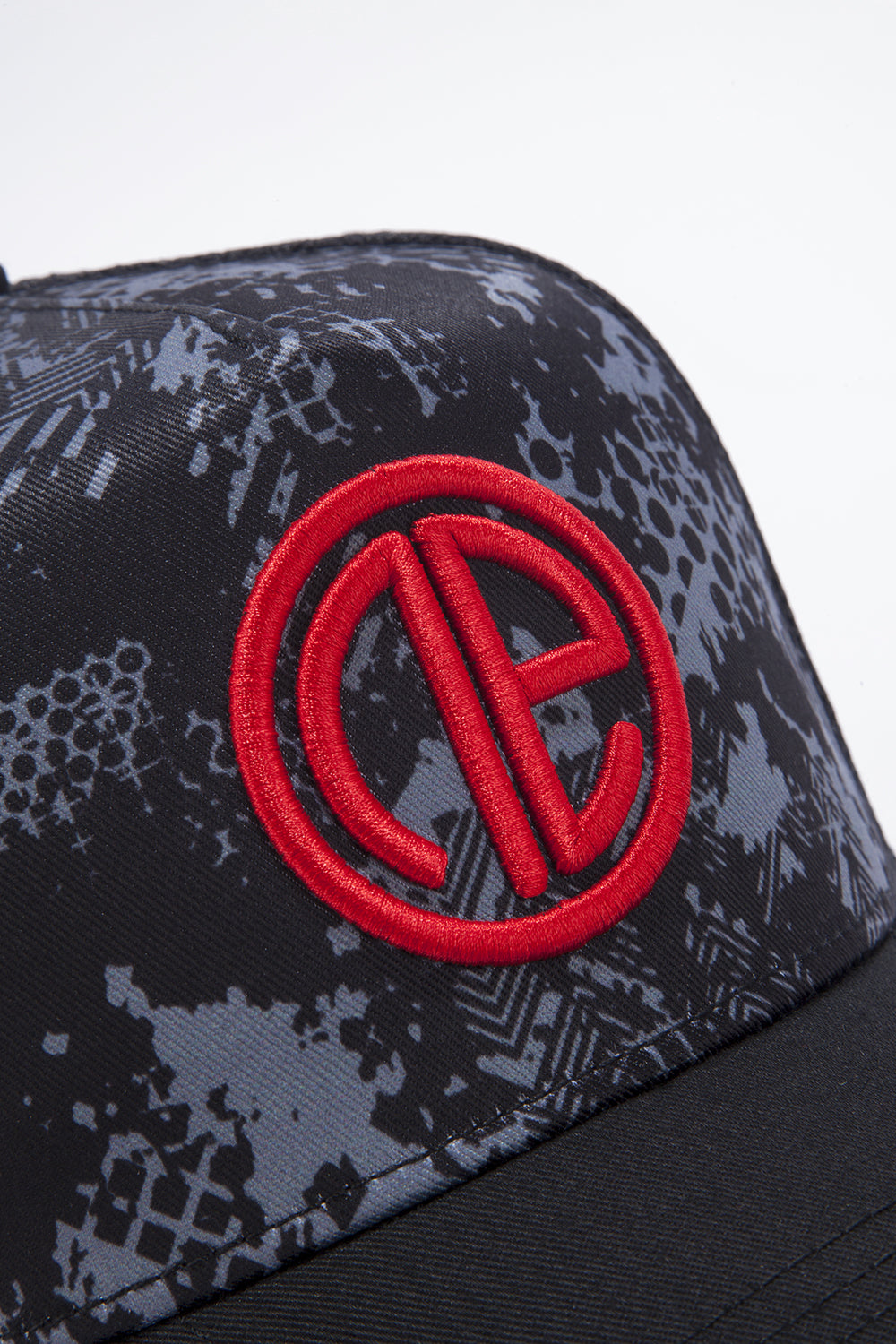 Trucker - Urban Camo Grey/Black/Red