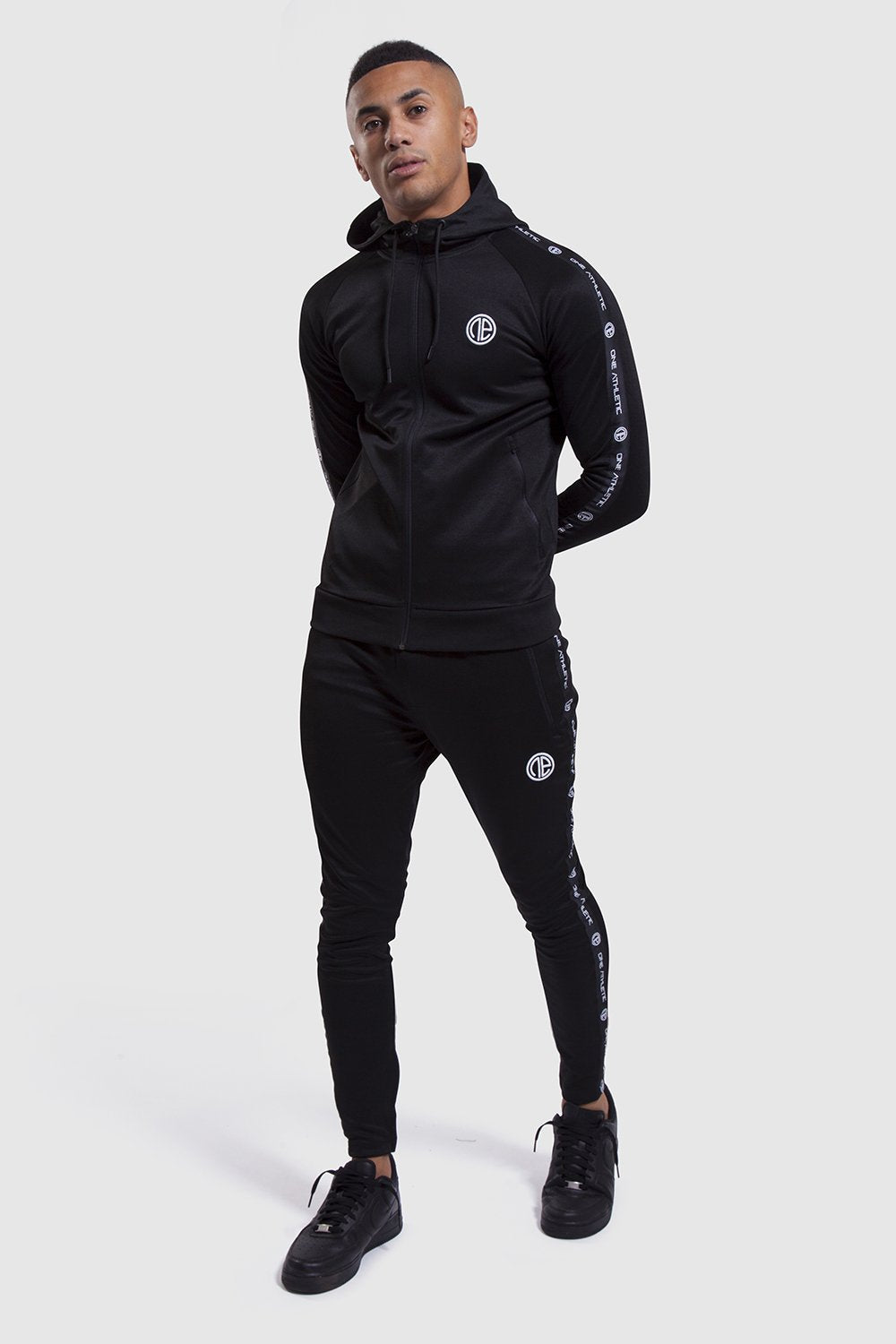 mens gym joggers and track hoodie in black (Firestone II)