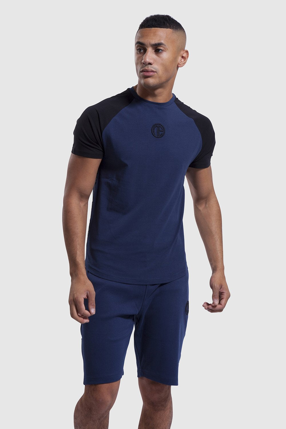 Mens navy gym t-shirt & matching shorts