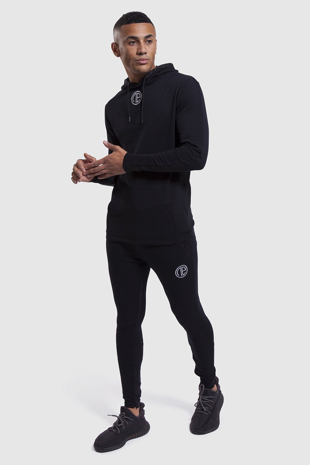 Iverson mens gym joggers and hoodie in black