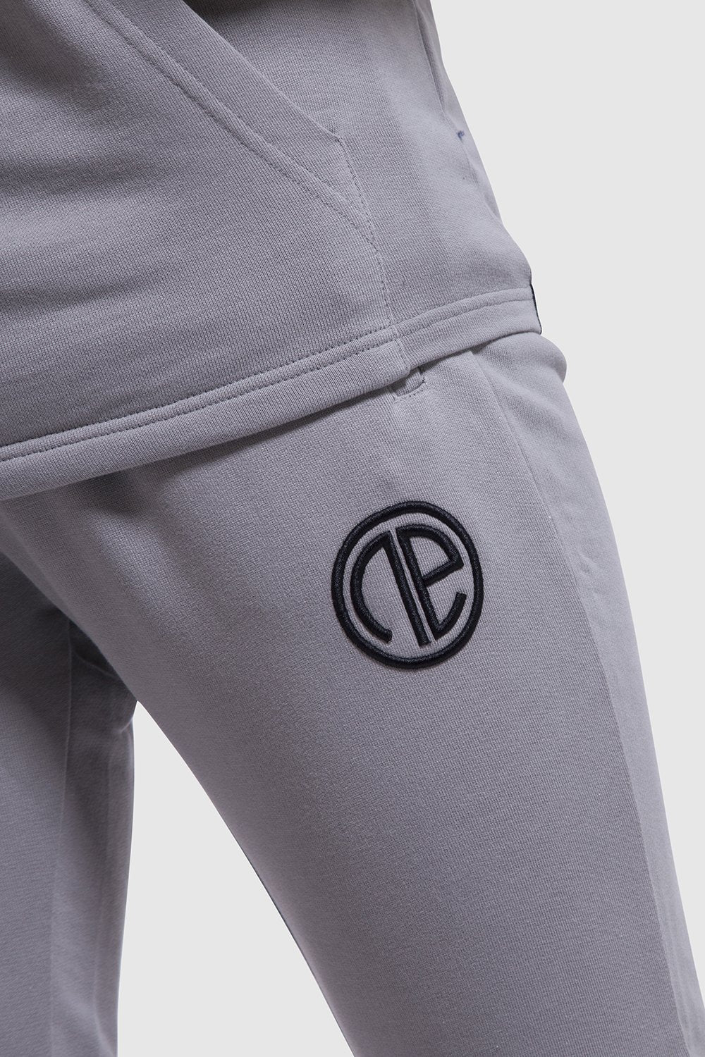 Logo detail on mens gym joggers in grey