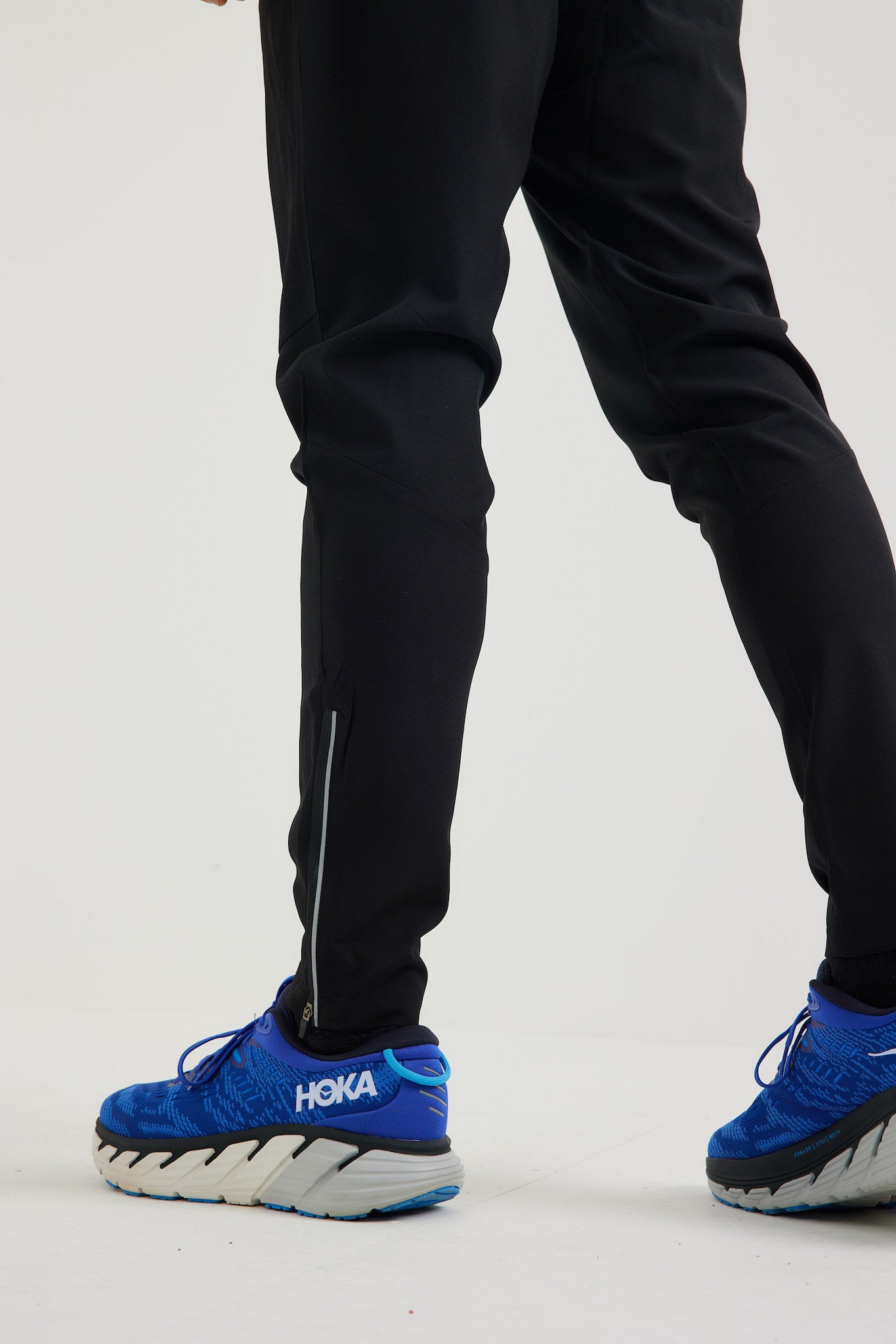 Motion Tracksuit Pants - Black