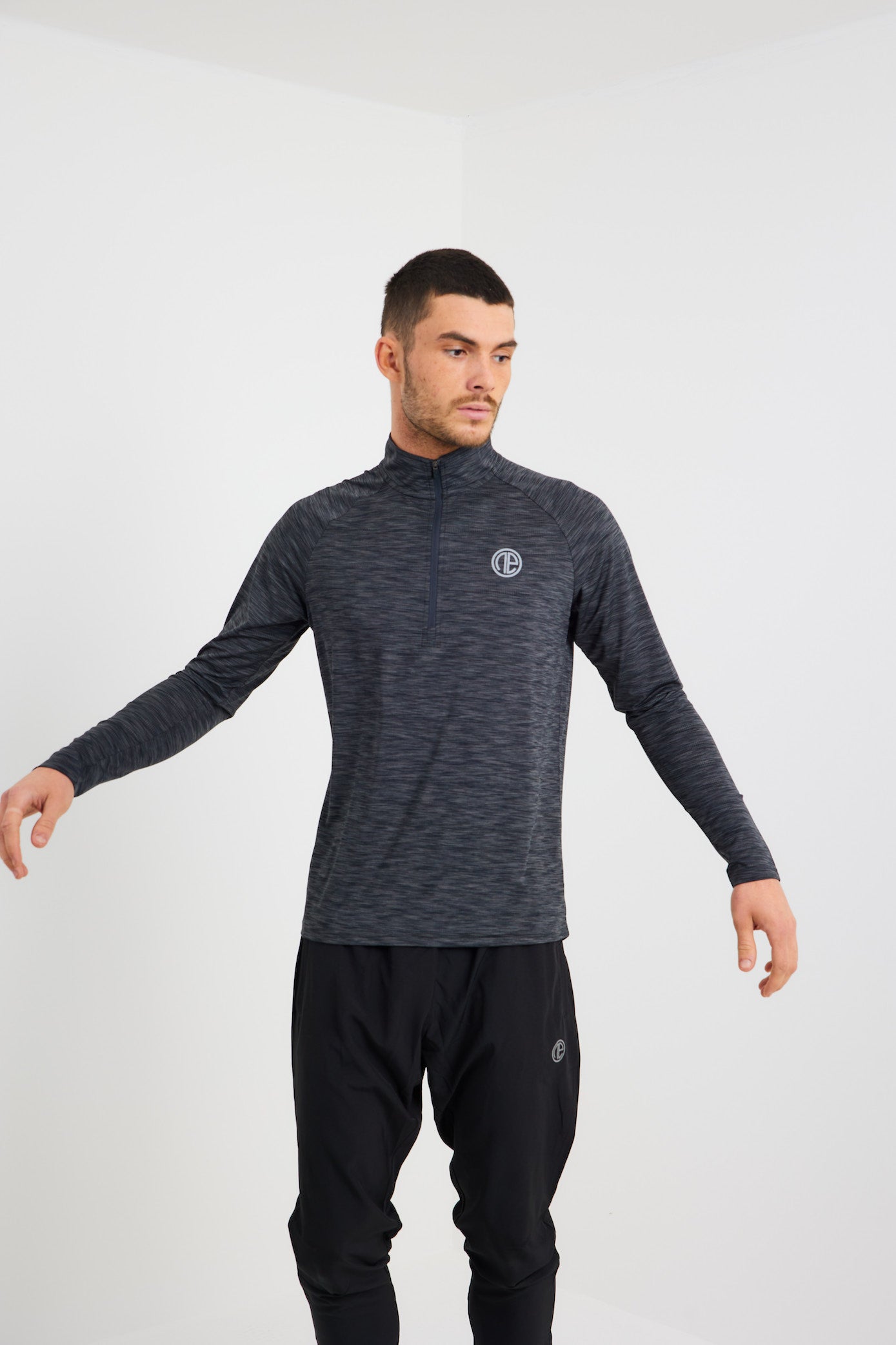 OA React 1/4 Zip - Black/Grey