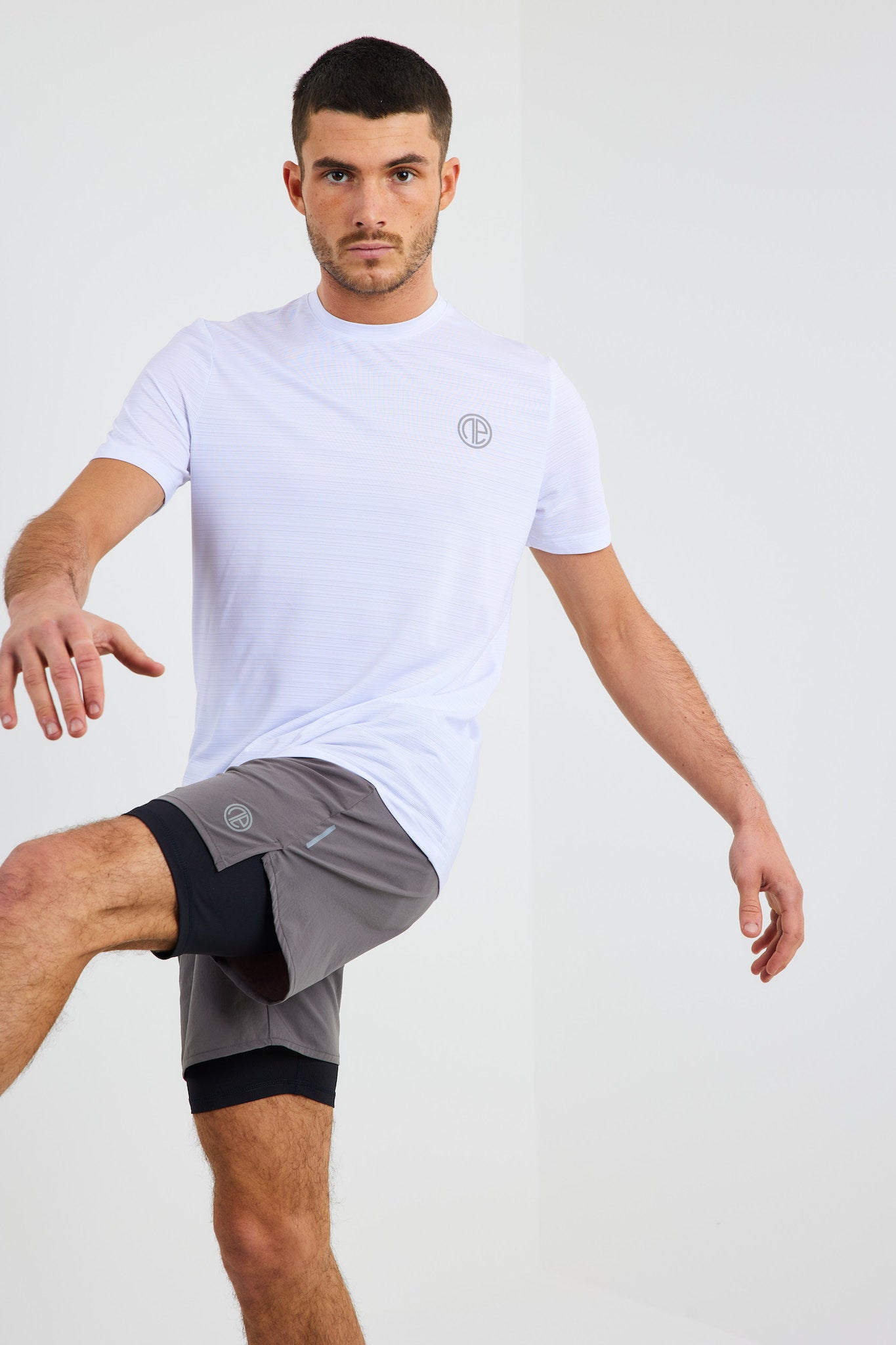 Strike 2 in 1 Running Shorts - Grey