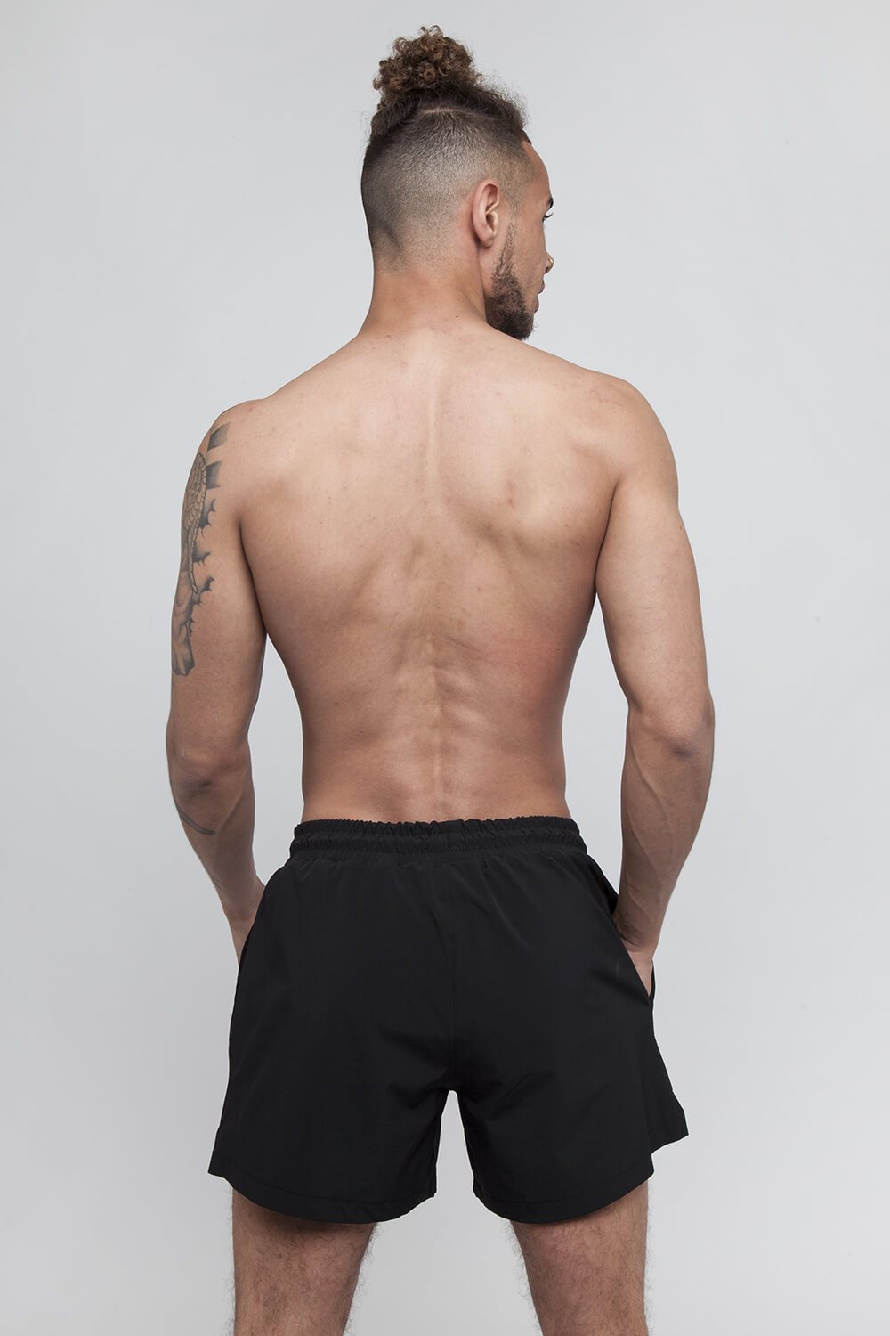 Tyler Short - Black