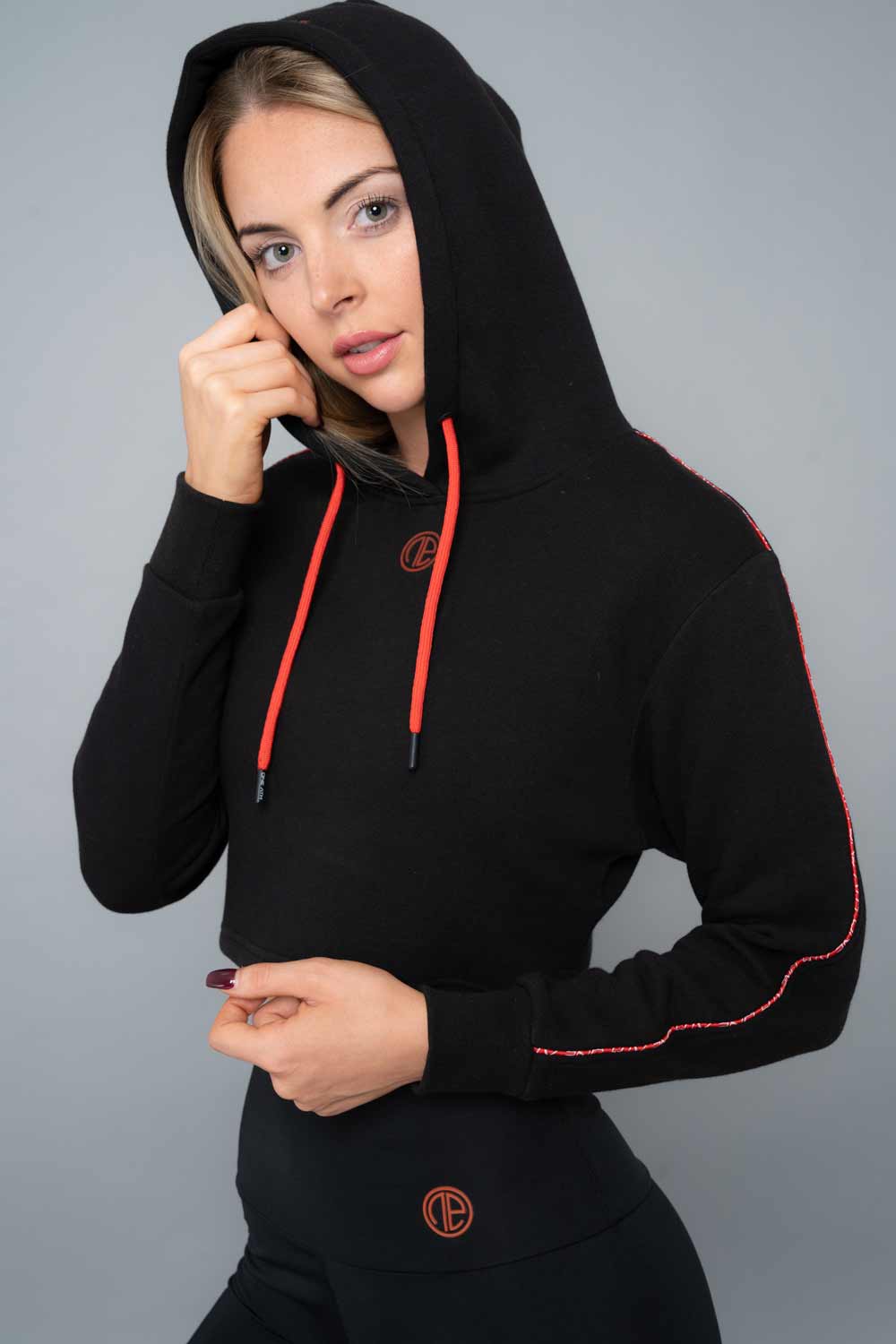 Payton Cropped Hoodie - Black
