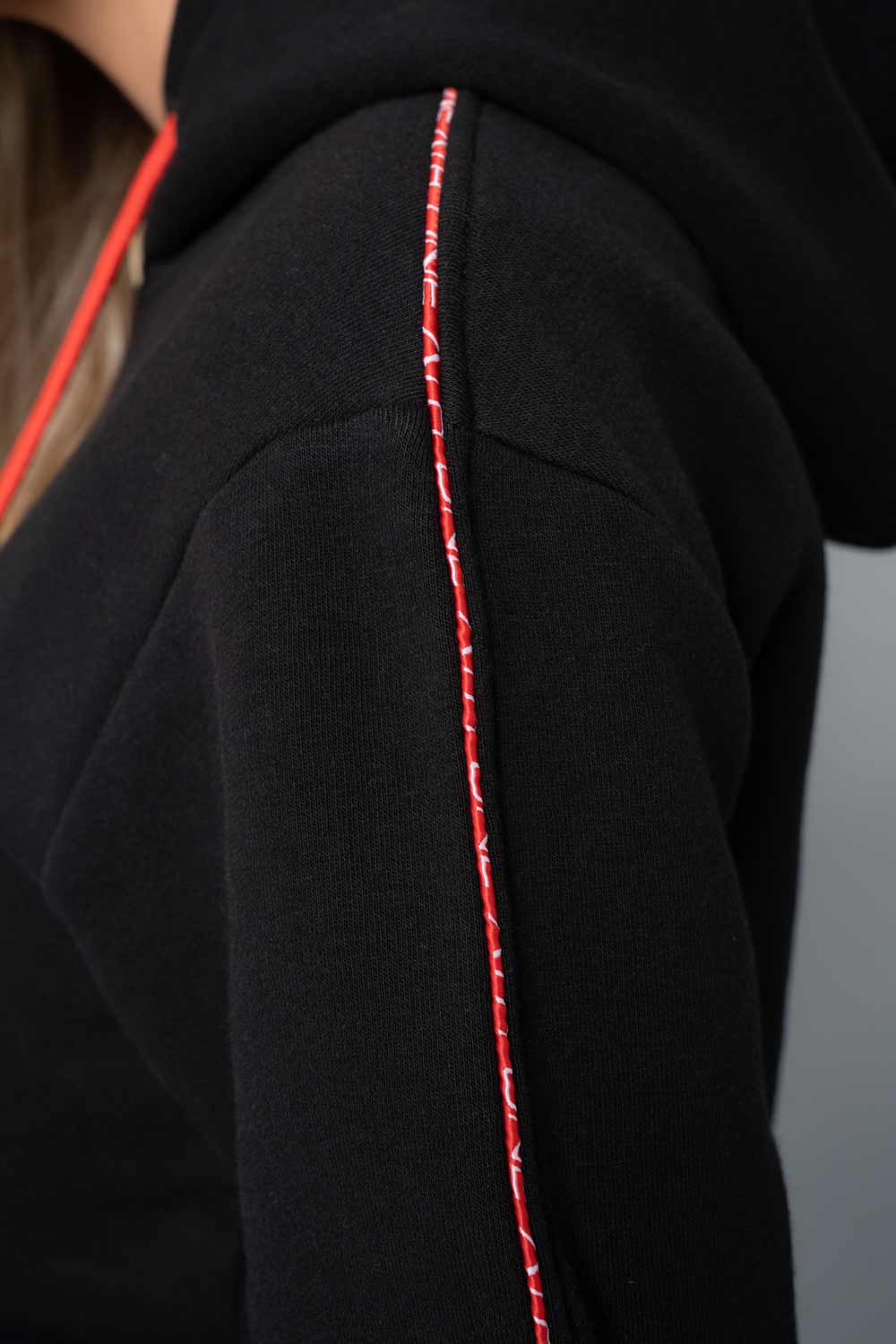 Payton Cropped Hoodie - Black